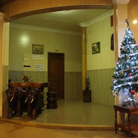 Lucky 1 Guesthouse Phnom Penh Ngoại thất bức ảnh