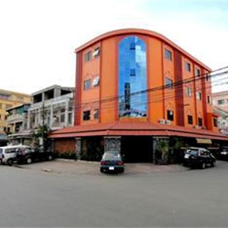 Lucky 1 Guesthouse Phnom Penh Ngoại thất bức ảnh