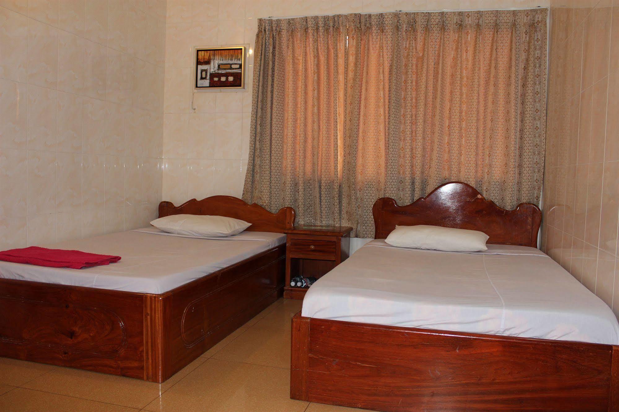 Lucky 1 Guesthouse Phnom Penh Ngoại thất bức ảnh