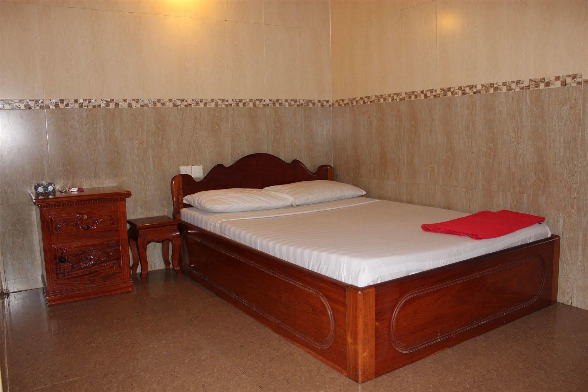 Lucky 1 Guesthouse Phnom Penh Ngoại thất bức ảnh